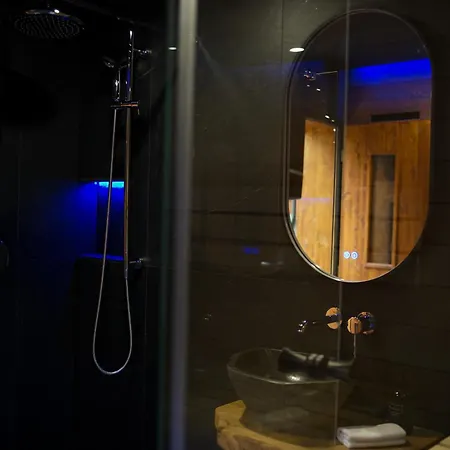 Wellness Trvalka Holiday home Hradistko (Prague-West)